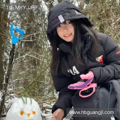 薄香绮